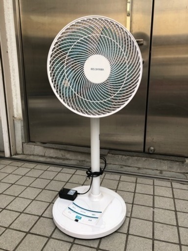 リビング扇