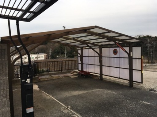 カーポート アルミ支柱 ポリカーボネート波板 ガレージ 車庫 駐輪場 農機保管に 解体済み 片側しかありません。