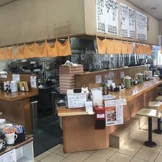 まかない付き！　ホールスタッフ募集