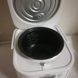 ハイアール　３合炊飯ジャーの画像