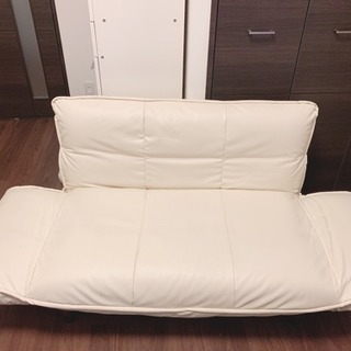 リクライニング付き2人掛けソファの画像