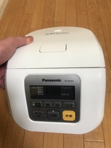 パナソニック。三合だき。炊飯器1500円でお譲りします。