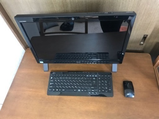富士通  コアi７  一体型　パソコン