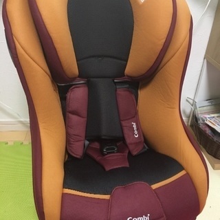日程調整中 チャイルドシート コンビ
