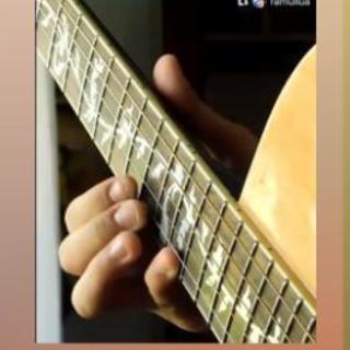 ギターや音楽理論、作詞作曲を指導いたします