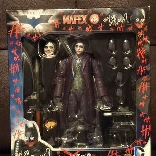 新品未開封 THE JOKER Ver.2.0『THE DARK KNIGHT』可動式フィギュア