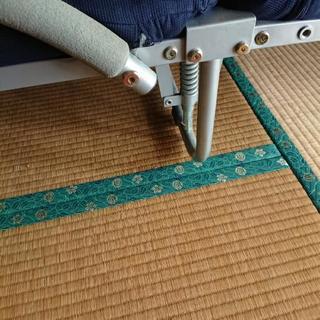 折り畳みベッドの画像