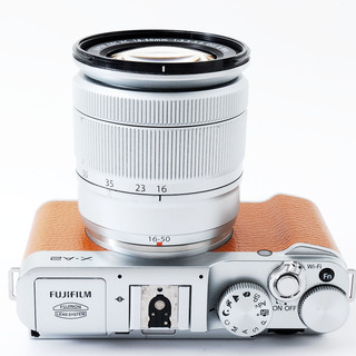 Fujifilm X-A2 ブラウン レンズキット☆極上美品☆小型・軽量ボディ&自分