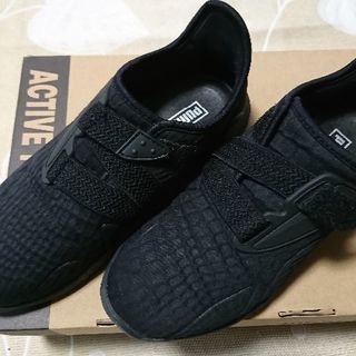 PUMA 女性用ランニングシューズ