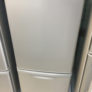 【送料無料・設置無料サービス有り】冷蔵庫 Panasonic NR-B148W-S 中古