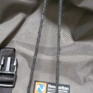 NEWHATTAN TRAPEZA バックパックの画像