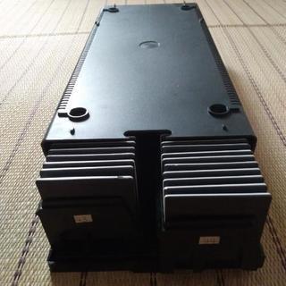 スライドフィルムケースとマウントのセットの画像