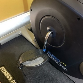 中古 ALINCO(アルインコ) エアロマグネティックバイク AF6200 8段階負荷調節 スタンダードモデルの画像