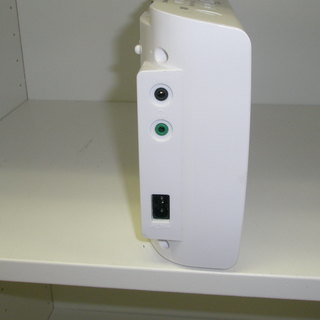 野外でどうですか？ジャンク品扱いですが、ちゃんと動作確認済みです。代替えのコードがあれば、直ぐに使えますよ♪　の画像