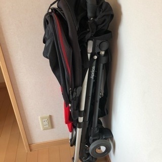 Aprica ベビーカーの画像