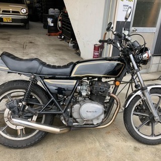 絶版車Kawasaki Z250FT A1型 レストアベースの画像