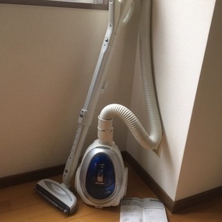 4/25まで SANYOの掃除機