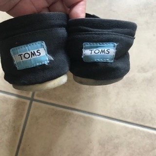 TOMS フラットシューズ サイズ24~25の画像