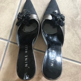 NINE WEST ミュールの画像