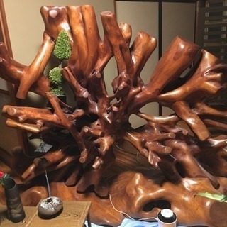 欅 根株 衝立の画像