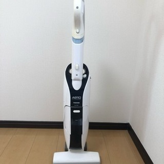 東芝 タテ型サイクロンクリーナー VC-Y70C
