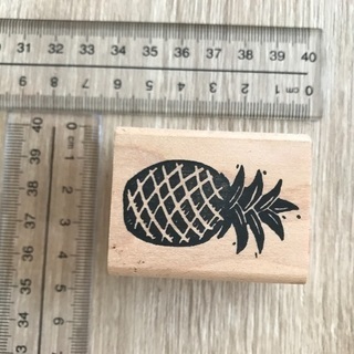 ハワイ パイナップルモチーフ スタンプの画像