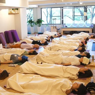 【9/22.29】まどろみの中で心と体を解放する 究極のリラクゼーション　ヨガニードラ養成講座（4日間）｜オンラインの画像