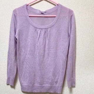 春 薄手ニットの画像