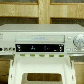 ［ジャンク品］Victor　HR-S300 SVHSビデオデッキ