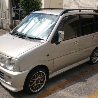 中古車ダイハツ　ムーヴ《人気の四つ目》の画像