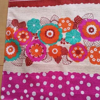 【お弁当包み、ラッピングに】和柄レトロなマルチクロスの画像