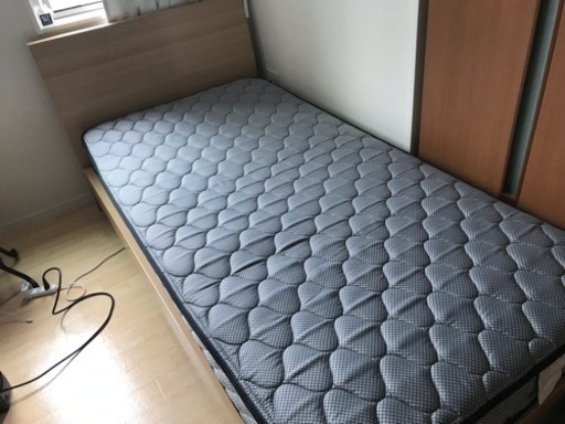 シングルベット