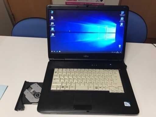 値下げ！ 爆速ノートPC FUJITSU LIFEBOOK SSDに換装後に発送