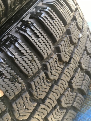 175/65R14スタッドレス7分山2013年製