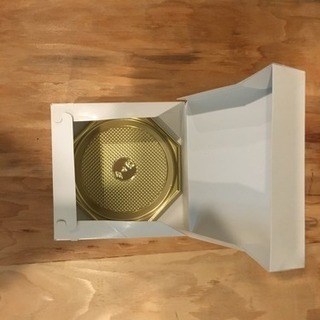 【終了】4号サイズケーキ箱・トレイの画像