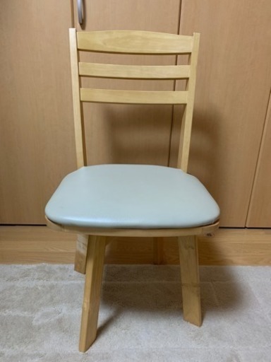 ダイニングチェア4脚 座面回転