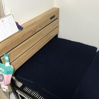 美品 シングルベッド（マット付）の画像