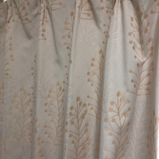 カーテン（リビング用 2窓分）