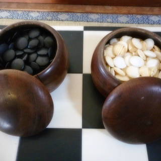 【リサイクルサービス八光　田上店　】囲碁セット　4寸足付エコ碁盤セット 碁石　碁笥の画像