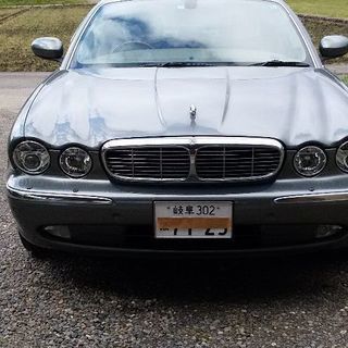 個人ジャガーXJ8 3.5売ります。