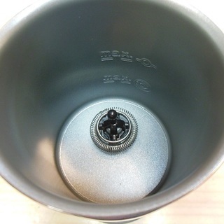 【販売終了しました。ありがとうございます。】Nespresso　ミルク加熱泡だて器　エアロチーノ3　No.3594　2015年製　中古品の画像
