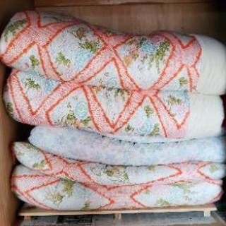 マットレスと寝具の画像