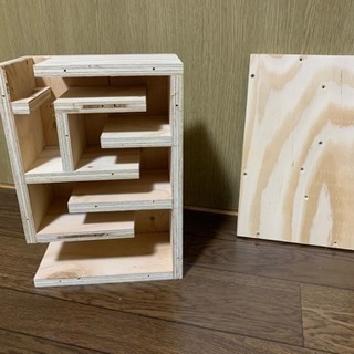 iPhoneスピーカースタンドBOXの画像