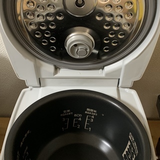 MITSUBISHI  三菱電機 IHジャー炊飯器 5.5合炊き NJ-UA104の画像