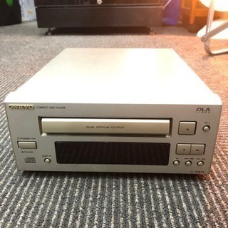 ONKYO オンキョー CDプレイヤー C-705TX 500円！