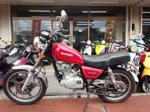 NO.2640　ＧＮ１２５Ｈ　空冷4サイクル単気筒エンジン　レッド　☆彡