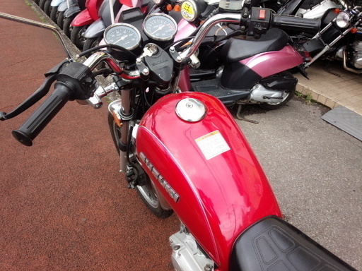 NO.2640　ＧＮ１２５Ｈ　空冷4サイクル単気筒エンジン　レッド　☆彡