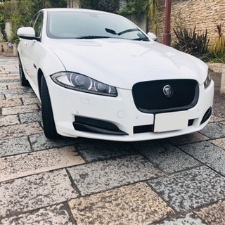 ☆ジャガーXF ☆100台限定車☆ブラックパリックリミテッド☆本革シート ◯20インチawの画像