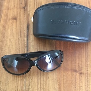 ジバンシー サングラス レディース
