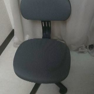 イス 7脚の画像